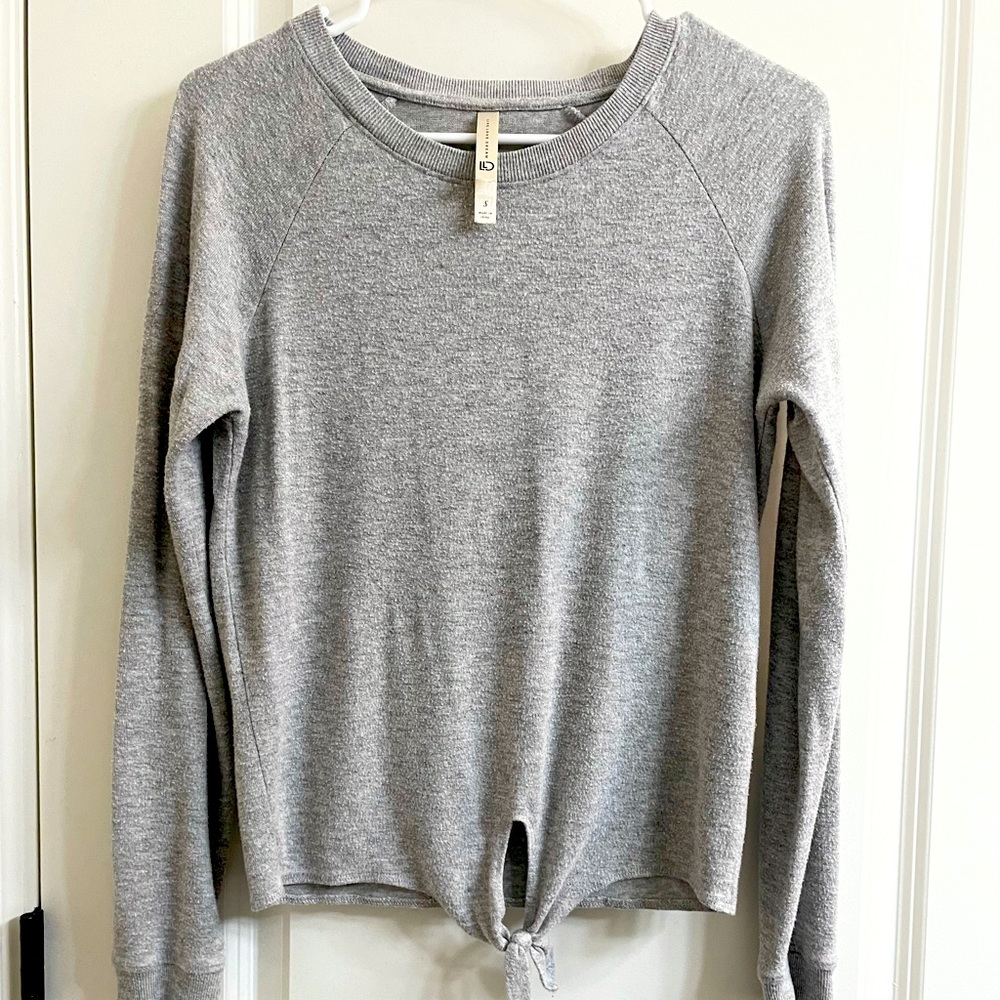 Aeropostale Heather Grey Knot Sweater